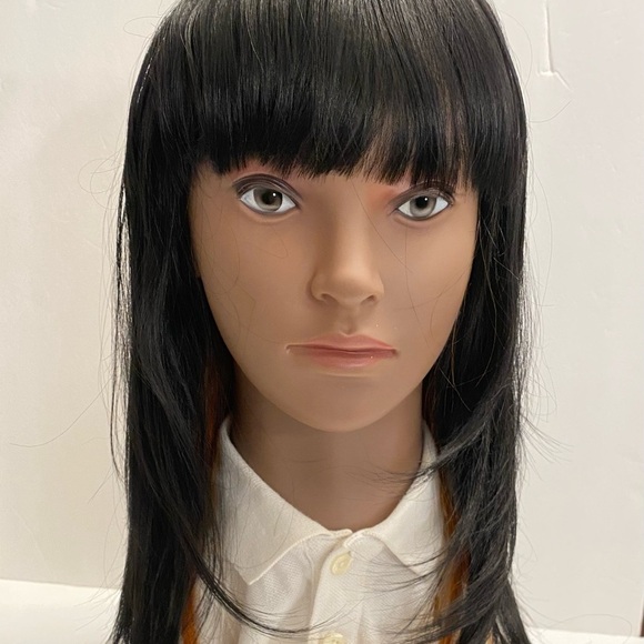 Black and orange wig - Picture 3 of 11